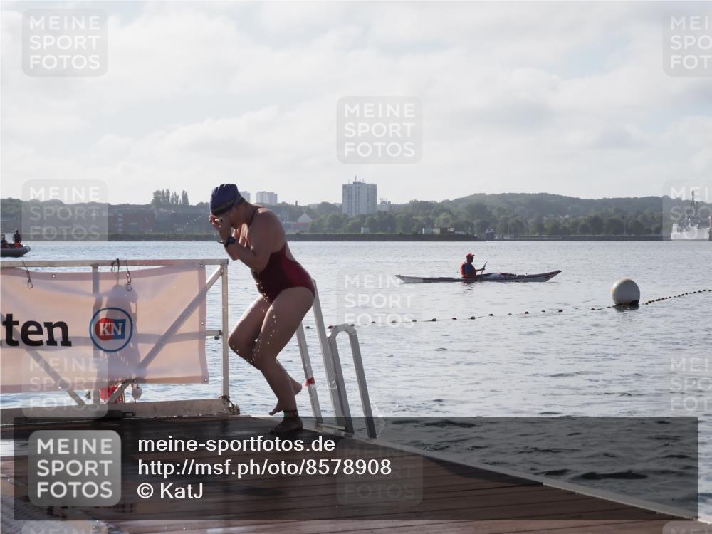 17.08.2025 - KN Förde Triathlon 2025 KatJ http://msf.ph/oto/8578908 17.08.2025 09:19:57 Schwimmen 195, 202, 163, 190, 195, 202 meine-sportfotos.de