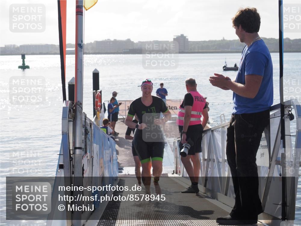 17.08.2025 - KN Förde Triathlon 2025 MichiJ http://msf.ph/oto/8578945 17.08.2025 09:16:39 Schwimmen 144, 160, 166, 144, 160, 172, 176 meine-sportfotos.de