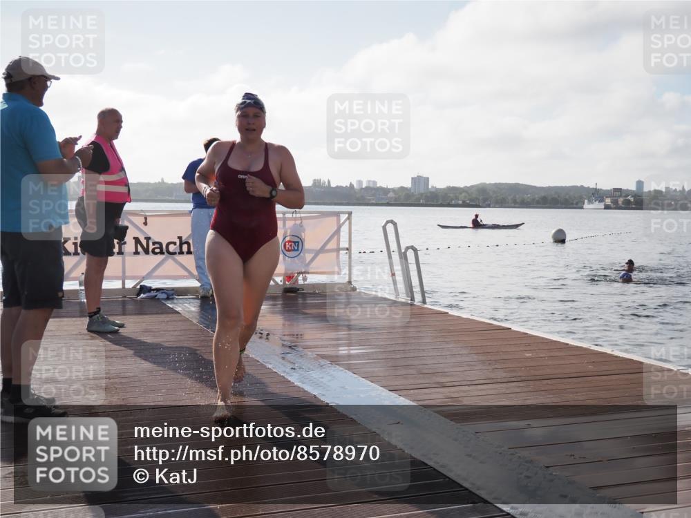 17.08.2025 - KN Förde Triathlon 2025 KatJ http://msf.ph/oto/8578970 17.08.2025 09:20:00 Schwimmen 195, 202, 163, 195, 202 meine-sportfotos.de