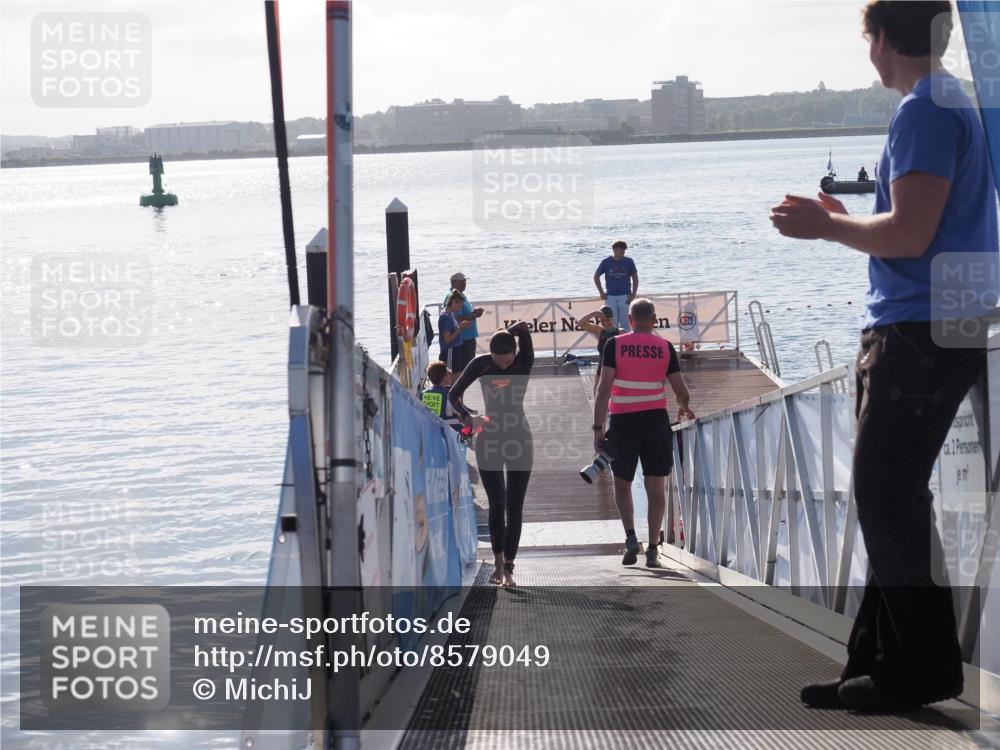 17.08.2025 - KN Förde Triathlon 2025 MichiJ http://msf.ph/oto/8579049 17.08.2025 09:16:45 Schwimmen 144, 160, 172, 172, 176 meine-sportfotos.de