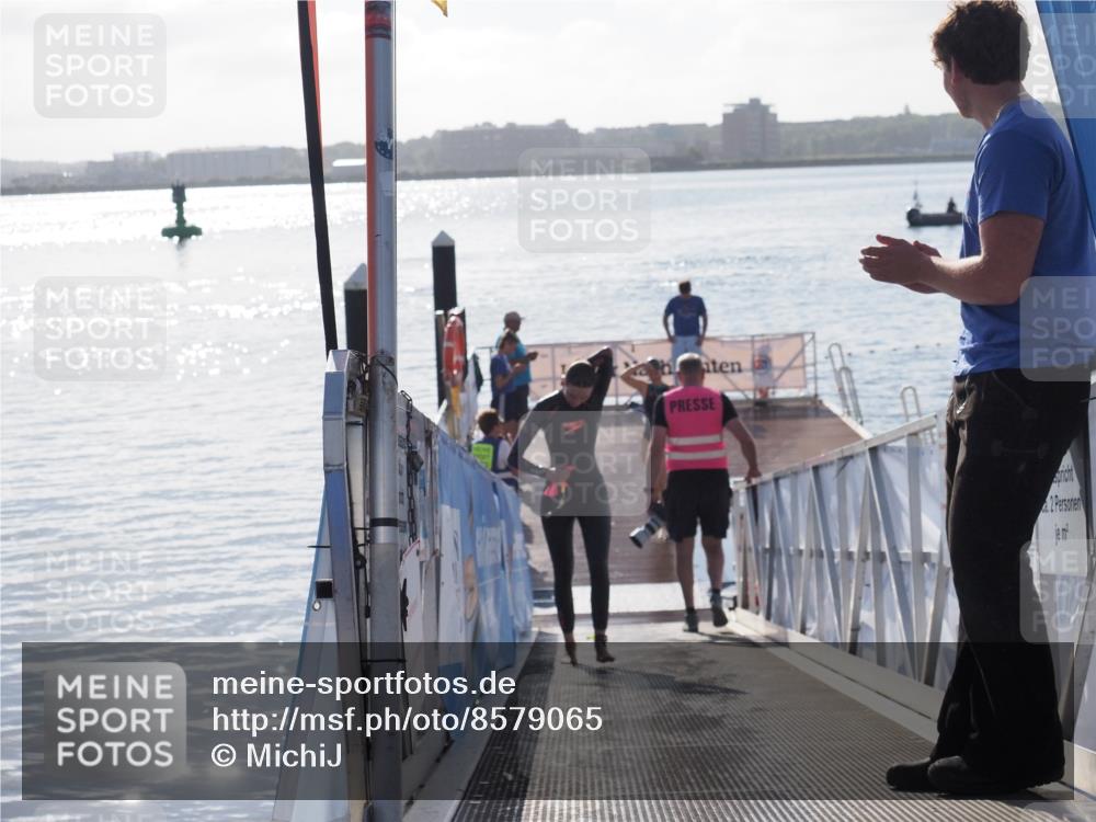 17.08.2025 - KN Förde Triathlon 2025 MichiJ http://msf.ph/oto/8579065 17.08.2025 09:16:45 Schwimmen 144, 160, 172, 172, 176 meine-sportfotos.de