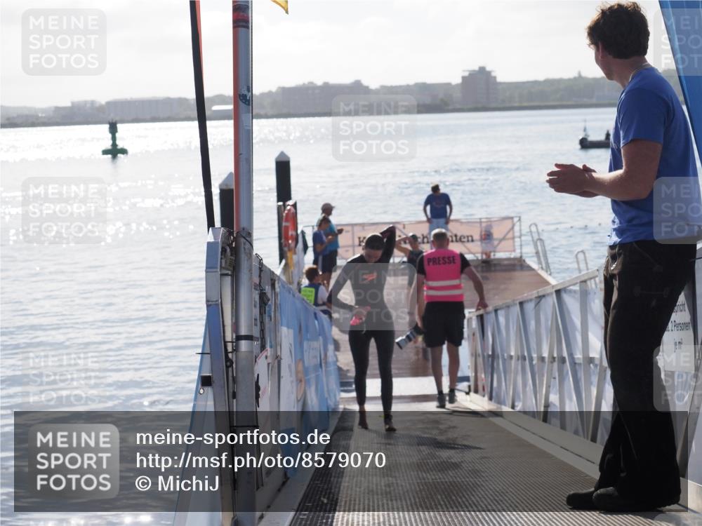 17.08.2025 - KN Förde Triathlon 2025 MichiJ http://msf.ph/oto/8579070 17.08.2025 09:16:45 Schwimmen 144, 160, 172, 172, 176 meine-sportfotos.de