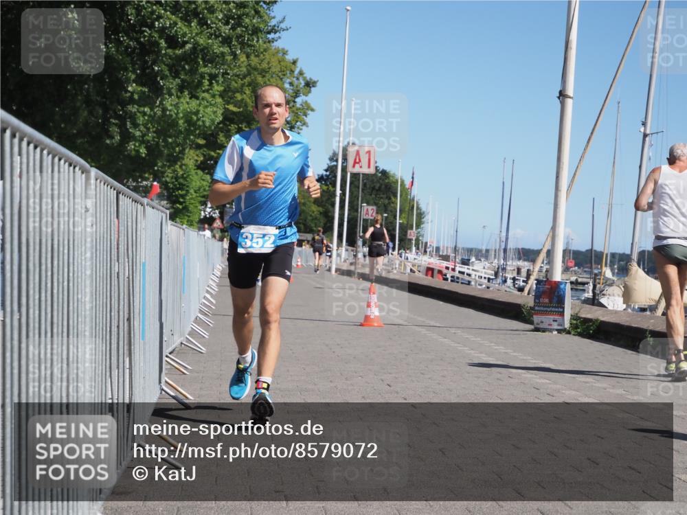 17.08.2025 - KN Förde Triathlon 2025 KatJ http://msf.ph/oto/8579072 17.08.2025 12:15:32 Laufen 308, 352 meine-sportfotos.de