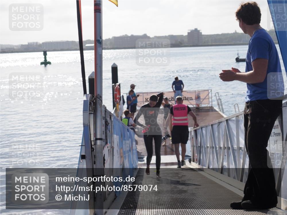 17.08.2025 - KN Förde Triathlon 2025 MichiJ http://msf.ph/oto/8579074 17.08.2025 09:16:45 Schwimmen 144, 160, 172, 172, 176 meine-sportfotos.de