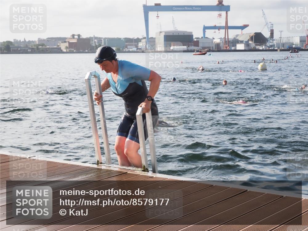 17.08.2025 - KN Förde Triathlon 2025 KatJ http://msf.ph/oto/8579177 17.08.2025 09:20:27 Schwimmen 188, 196, 211, 240, 179, 196, 211, 240 meine-sportfotos.de
