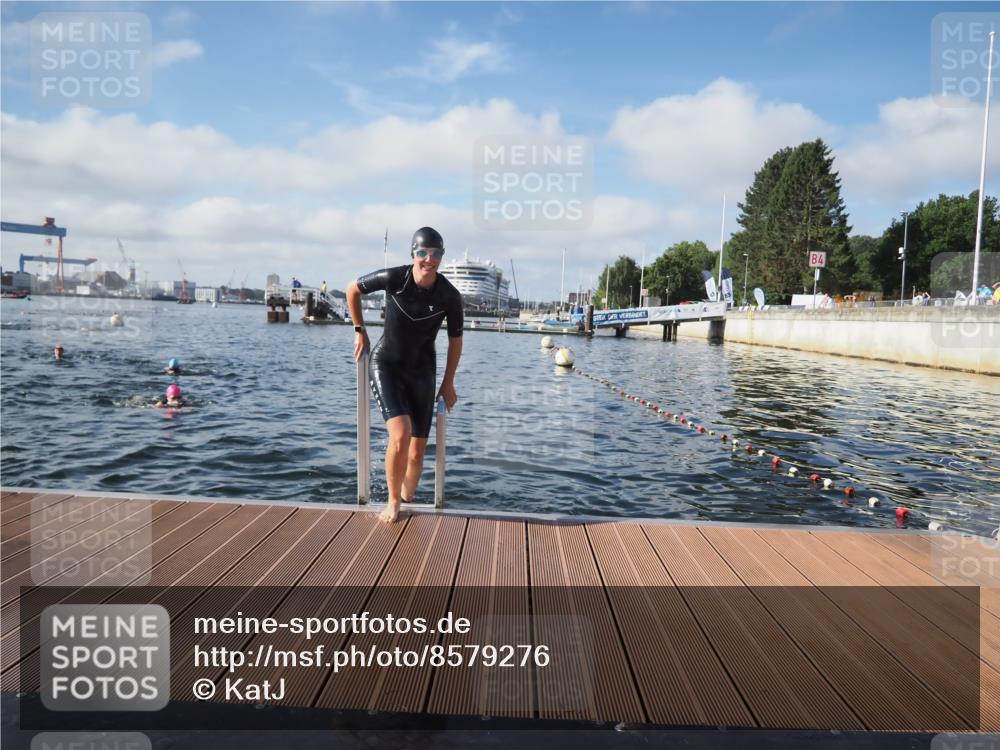 17.08.2025 - KN Förde Triathlon 2025 KatJ http://msf.ph/oto/8579276 17.08.2025 09:20:35 Schwimmen 188, 211, 228, 240, 241, 188, 211, 240, 241 meine-sportfotos.de