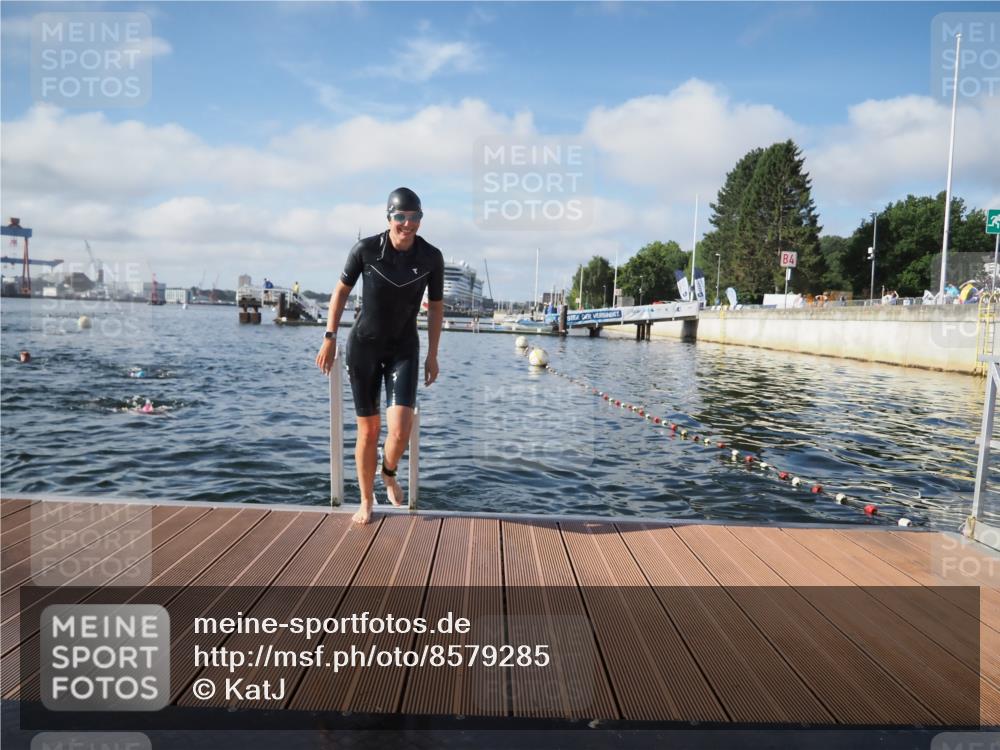 17.08.2025 - KN Förde Triathlon 2025 KatJ http://msf.ph/oto/8579285 17.08.2025 09:20:35 Schwimmen 188, 211, 228, 240, 241, 188, 211, 240, 241 meine-sportfotos.de