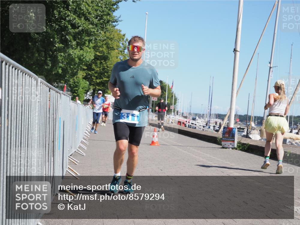 17.08.2025 - KN Förde Triathlon 2025 KatJ http://msf.ph/oto/8579294 17.08.2025 12:15:48 Laufen 311, 334, 361 meine-sportfotos.de