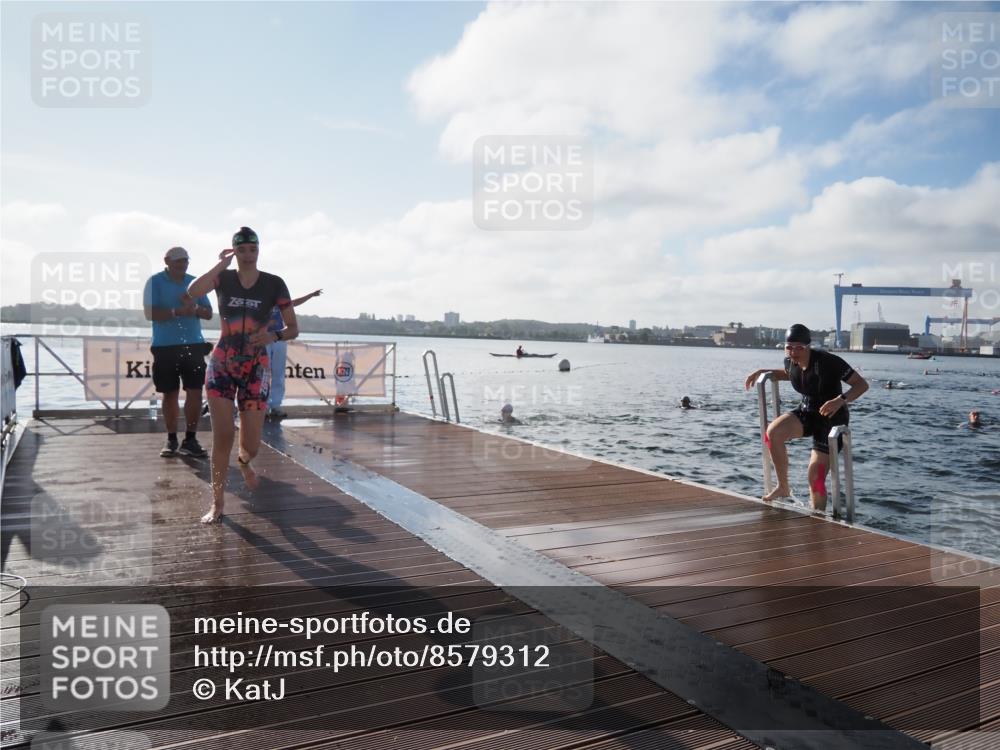 17.08.2025 - KN Förde Triathlon 2025 KatJ http://msf.ph/oto/8579312 17.08.2025 09:20:37 Schwimmen 188, 228, 240, 241, 188, 211, 228, 240, 241 meine-sportfotos.de