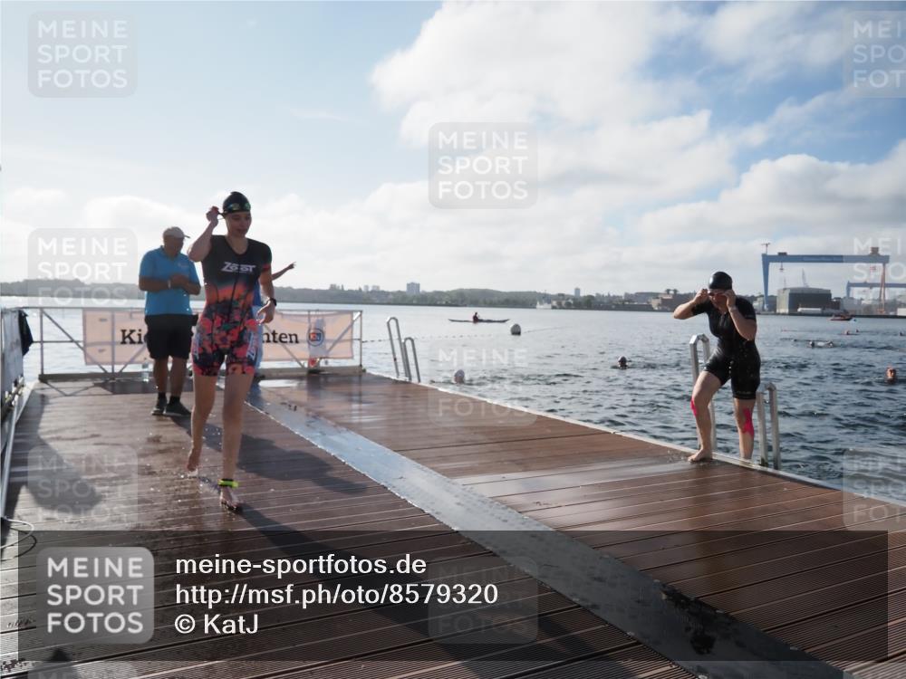 17.08.2025 - KN Förde Triathlon 2025 KatJ http://msf.ph/oto/8579320 17.08.2025 09:20:37 Schwimmen 188, 228, 240, 241, 188, 211, 228, 240, 241 meine-sportfotos.de