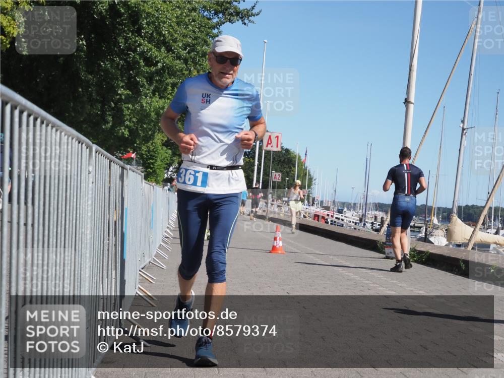 17.08.2025 - KN Förde Triathlon 2025 KatJ http://msf.ph/oto/8579374 17.08.2025 12:15:55 Laufen 353, 361, 641 meine-sportfotos.de