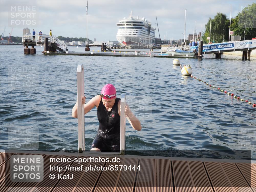 17.08.2025 - KN Förde Triathlon 2025 KatJ http://msf.ph/oto/8579444 17.08.2025 09:20:48 Schwimmen 197, 200, 205, 228, 188, 197, 205, 228, 241 meine-sportfotos.de
