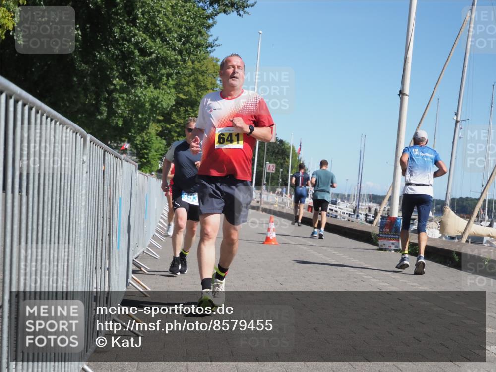 17.08.2025 - KN Förde Triathlon 2025 KatJ http://msf.ph/oto/8579455 17.08.2025 12:16:01 Laufen 353, 606, 641 meine-sportfotos.de