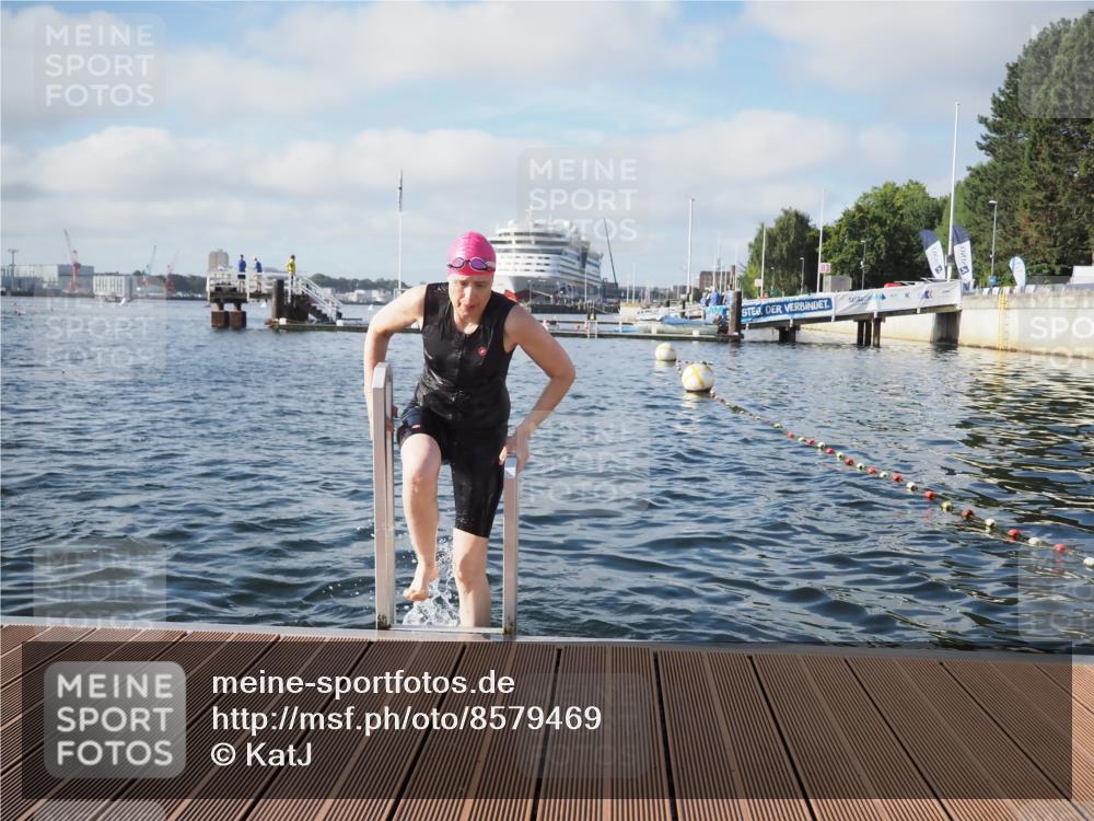 17.08.2025 - KN Förde Triathlon 2025 KatJ http://msf.ph/oto/8579469 17.08.2025 09:20:50 Schwimmen 197, 200, 205, 223, 228, 188, 197, 200, 205, 228, 241 meine-sportfotos.de