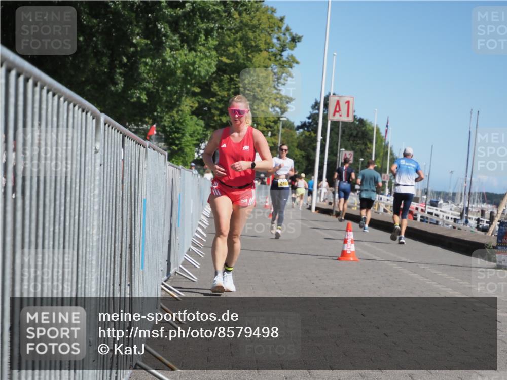 17.08.2025 - KN Förde Triathlon 2025 KatJ http://msf.ph/oto/8579498 17.08.2025 12:16:05 Laufen 353, 606, 610, 641 meine-sportfotos.de