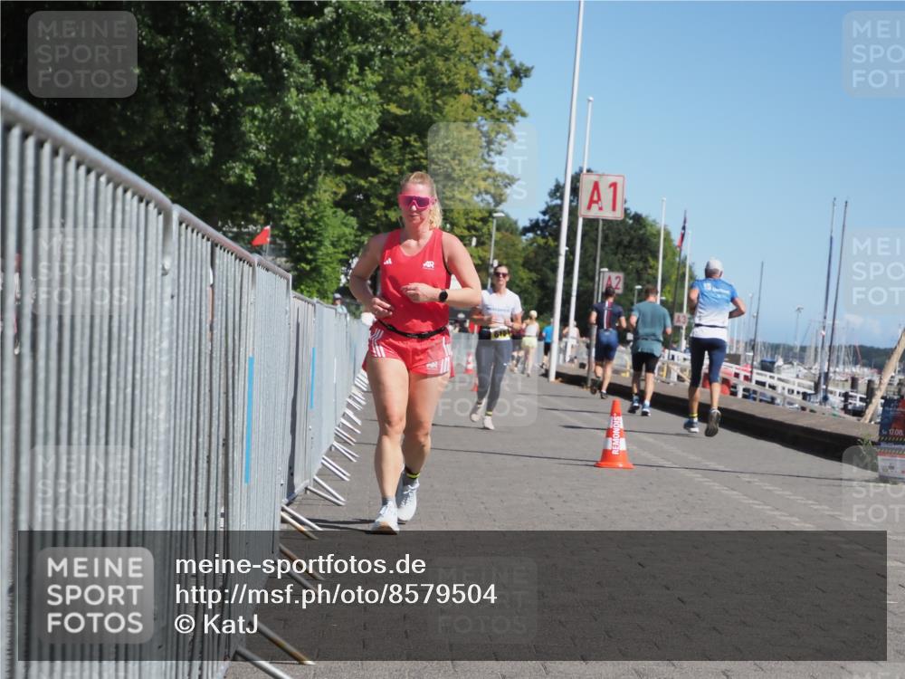 17.08.2025 - KN Förde Triathlon 2025 KatJ http://msf.ph/oto/8579504 17.08.2025 12:16:05 Laufen 353, 606, 610, 641 meine-sportfotos.de