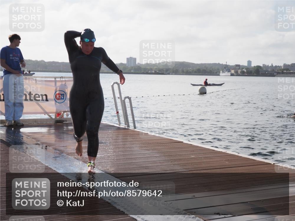 17.08.2025 - KN Förde Triathlon 2025 KatJ http://msf.ph/oto/8579642 17.08.2025 09:21:01 Schwimmen 200, 205, 216, 223, 197, 200, 205, 216, 223 meine-sportfotos.de