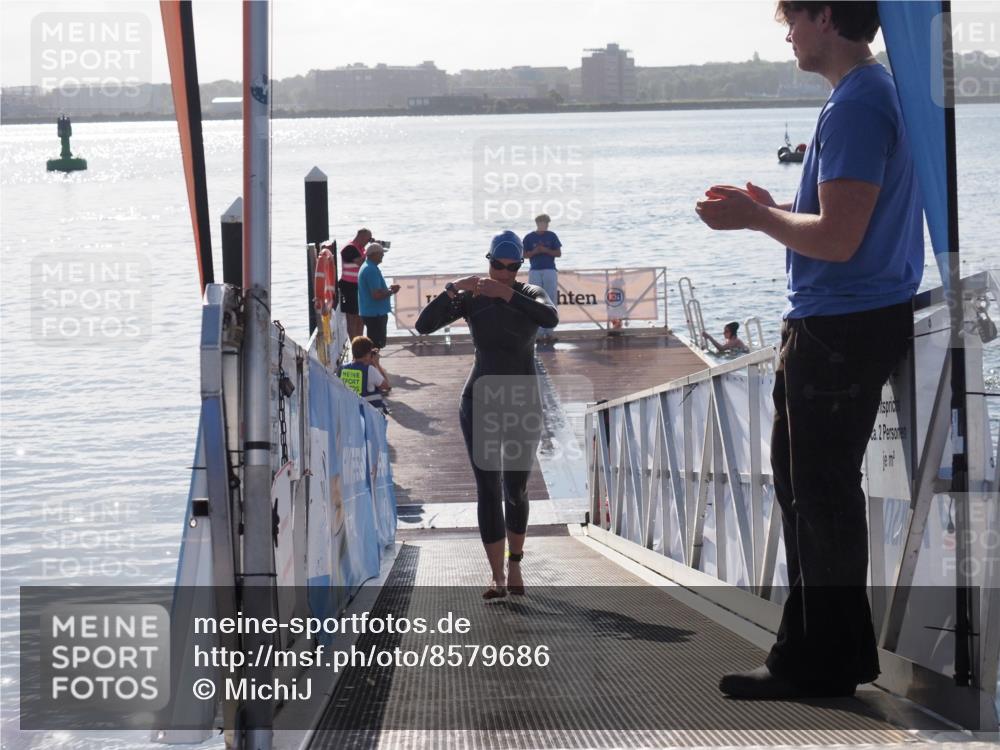 17.08.2025 - KN Förde Triathlon 2025 MichiJ http://msf.ph/oto/8579686 17.08.2025 09:17:36 Schwimmen 177, 181, 170, 181 meine-sportfotos.de