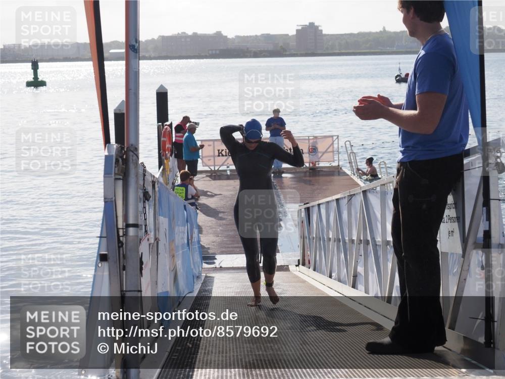 17.08.2025 - KN Förde Triathlon 2025 MichiJ http://msf.ph/oto/8579692 17.08.2025 09:17:36 Schwimmen 177, 181, 170, 181 meine-sportfotos.de