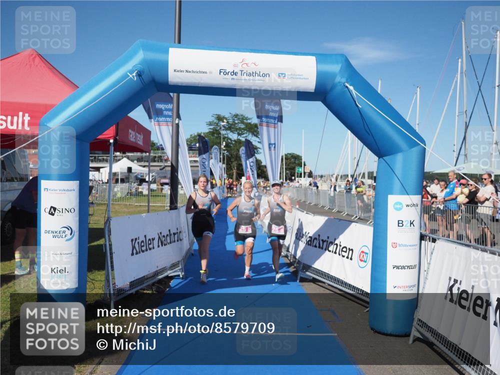 17.08.2025 - KN Förde Triathlon 2025 MichiJ http://msf.ph/oto/8579709 17.08.2025 16:20:14 Laufen 25 meine-sportfotos.de