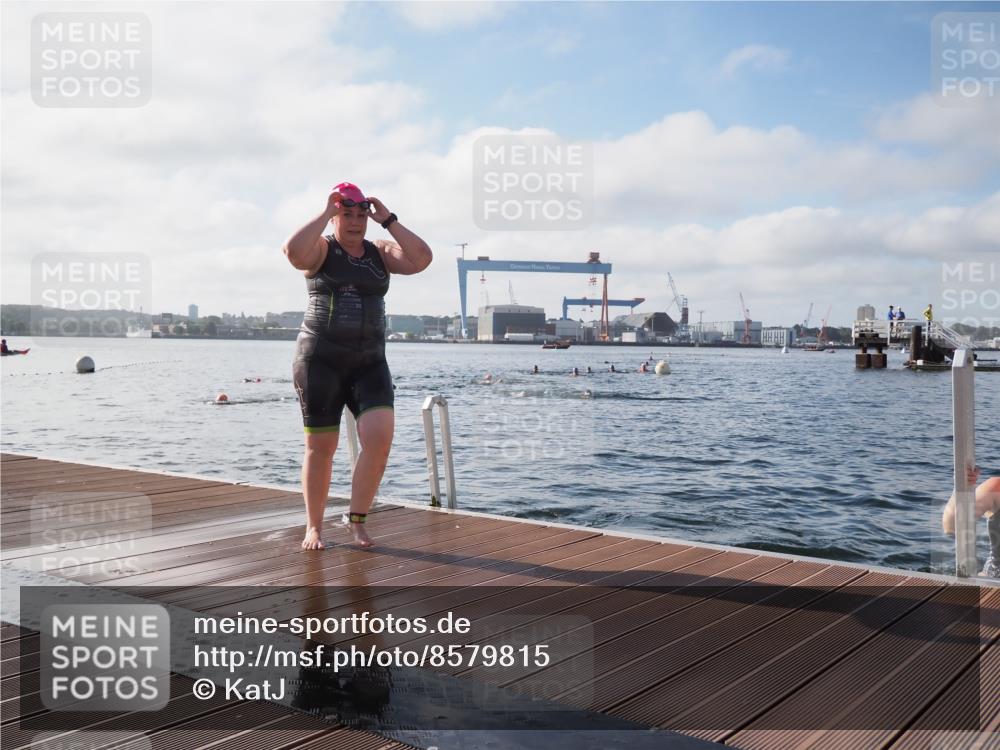 17.08.2025 - KN Förde Triathlon 2025 KatJ http://msf.ph/oto/8579815 17.08.2025 09:21:28 Schwimmen 171, 194, 201, 230, 171, 194, 201, 230 meine-sportfotos.de