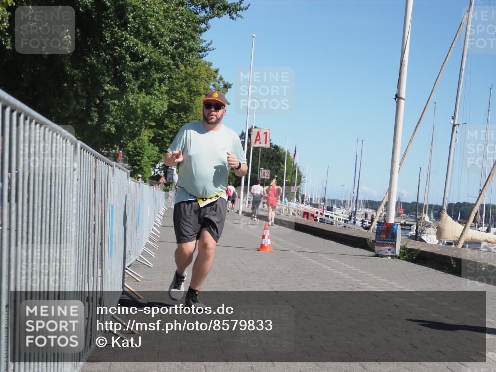 17.08.2025 - KN Förde Triathlon 2025 KatJ http://msf.ph/oto/8579833 17.08.2025 12:16:31 Laufen 356, 613 meine-sportfotos.de