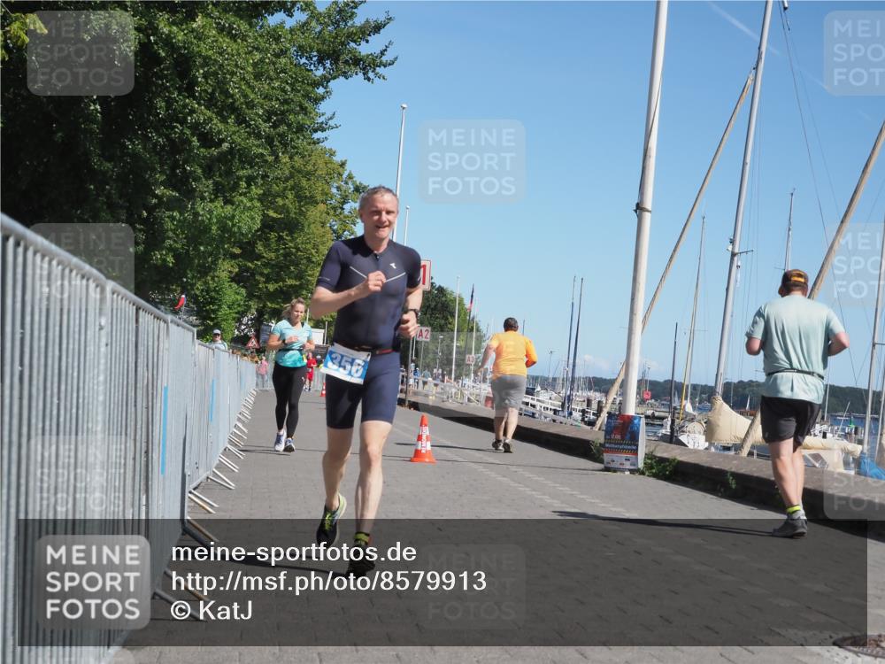 17.08.2025 - KN Förde Triathlon 2025 KatJ http://msf.ph/oto/8579913 17.08.2025 12:16:39 Laufen 356, 627 meine-sportfotos.de