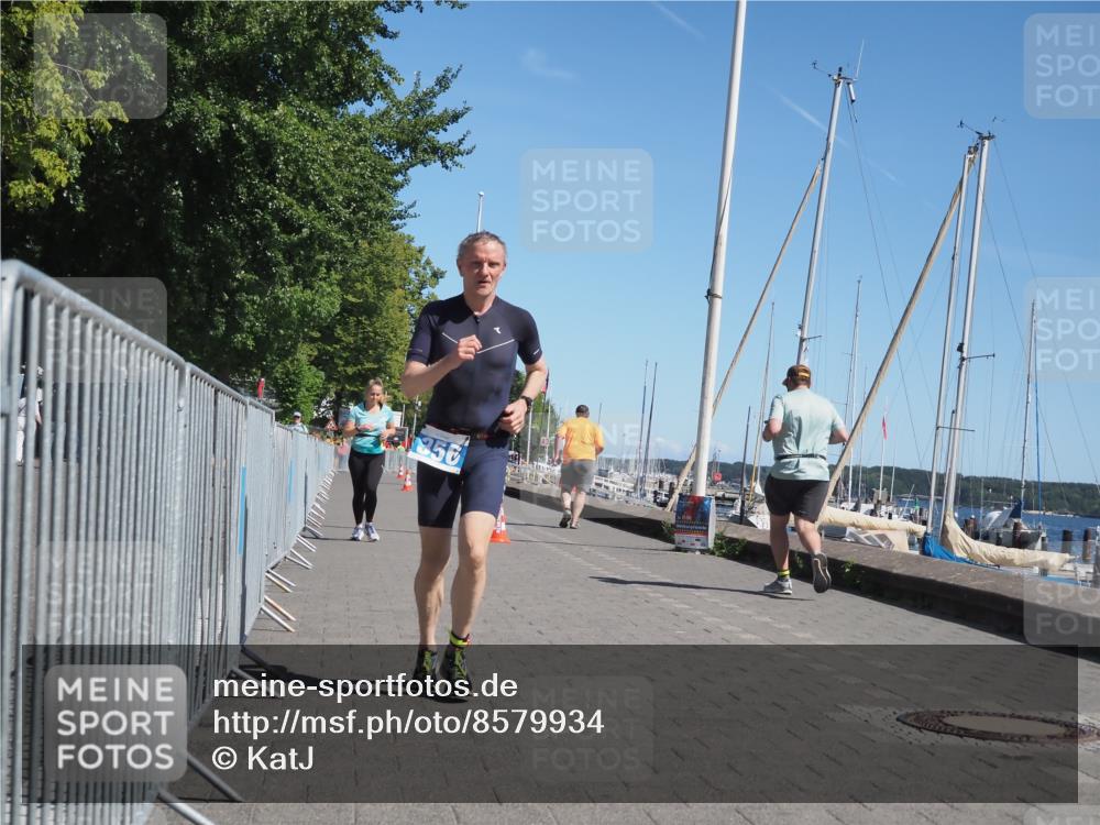 17.08.2025 - KN Förde Triathlon 2025 KatJ http://msf.ph/oto/8579934 17.08.2025 12:16:40 Laufen 356, 627 meine-sportfotos.de