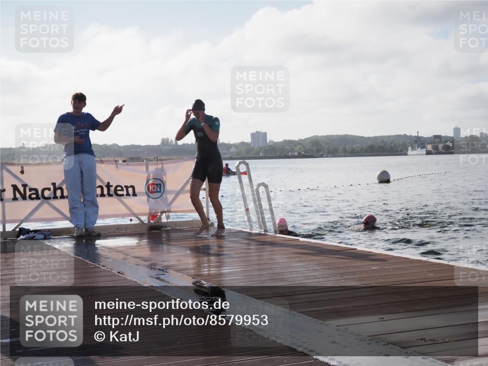 17.08.2025 - KN Förde Triathlon 2025 KatJ http://msf.ph/oto/8579953 17.08.2025 09:21:54 Schwimmen 210, 212, 215, 242, 244, 212, 215, 242, 244 meine-sportfotos.de