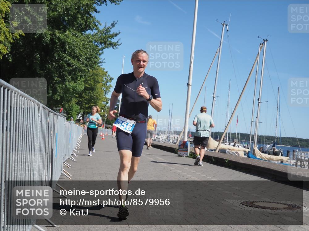 17.08.2025 - KN Förde Triathlon 2025 KatJ http://msf.ph/oto/8579956 17.08.2025 12:16:41 Laufen 356, 627 meine-sportfotos.de