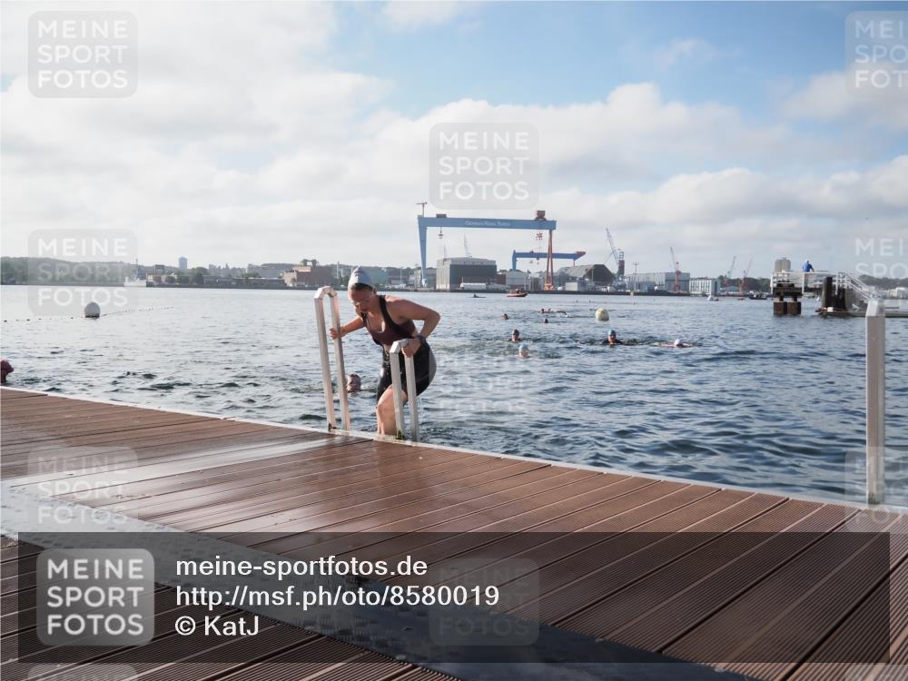 17.08.2025 - KN Förde Triathlon 2025 KatJ http://msf.ph/oto/8580019 17.08.2025 09:21:59 Schwimmen 210, 212, 213, 215, 224, 242, 210, 212, 215, 242, 244 meine-sportfotos.de