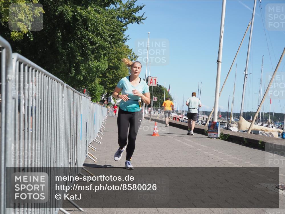 17.08.2025 - KN Förde Triathlon 2025 KatJ http://msf.ph/oto/8580026 17.08.2025 12:16:44 Laufen 627 meine-sportfotos.de
