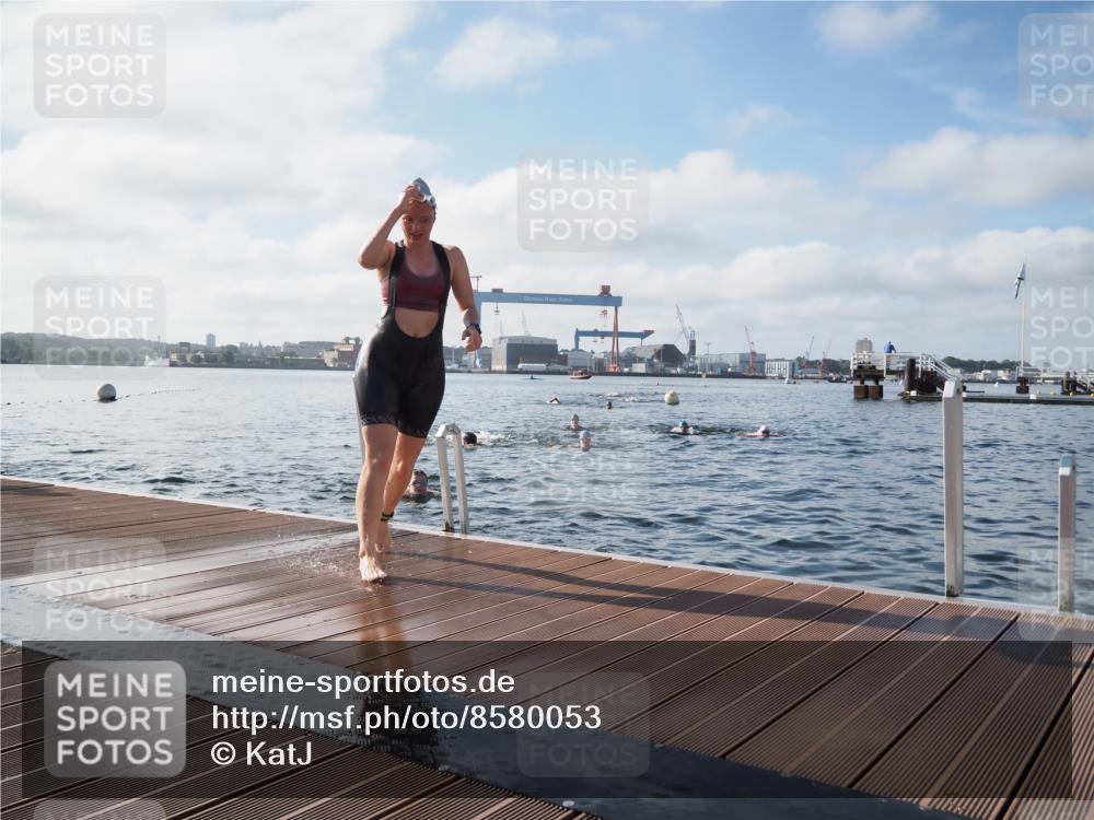 17.08.2025 - KN Förde Triathlon 2025 KatJ http://msf.ph/oto/8580053 17.08.2025 09:22:01 Schwimmen 210, 212, 213, 215, 224, 242, 210, 212, 215, 224, 242 meine-sportfotos.de