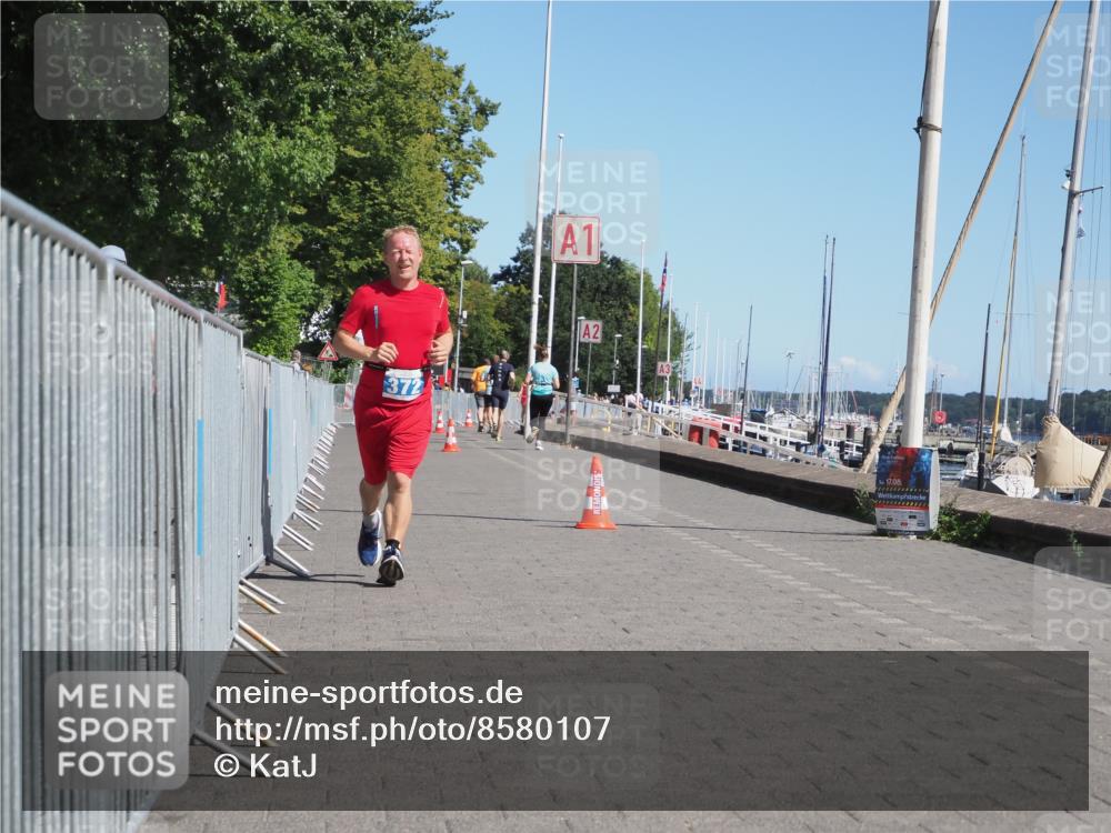 17.08.2025 - KN Förde Triathlon 2025 KatJ http://msf.ph/oto/8580107 17.08.2025 12:17:03 Laufen 372 meine-sportfotos.de