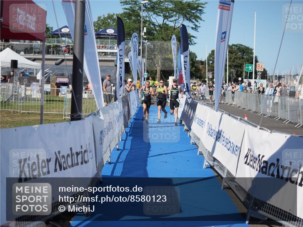 17.08.2025 - KN Förde Triathlon 2025 MichiJ http://msf.ph/oto/8580123 17.08.2025 16:22:04 Laufen 34 meine-sportfotos.de