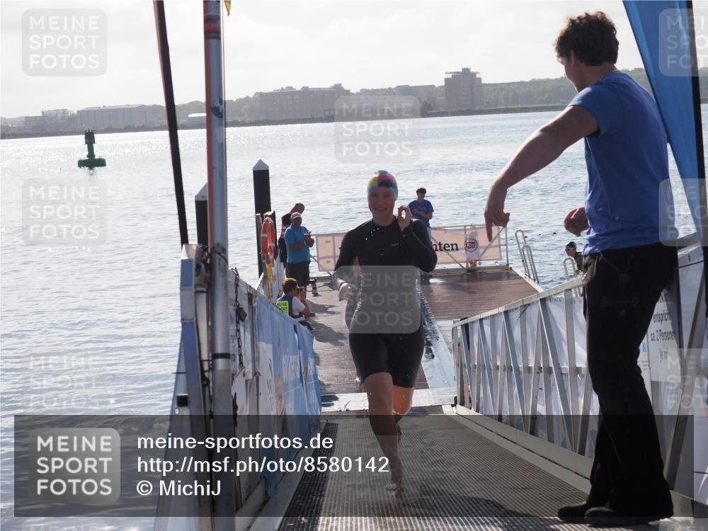 17.08.2025 - KN Förde Triathlon 2025 MichiJ http://msf.ph/oto/8580142 17.08.2025 09:18:07 Schwimmen 161, 175, 180, 182, 175, 189, 254 meine-sportfotos.de