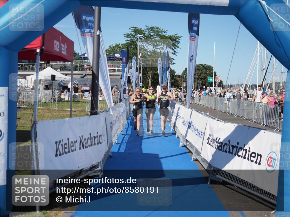 17.08.2025 - KN Förde Triathlon 2025 MichiJ http://msf.ph/oto/8580191 17.08.2025 16:22:06 Laufen 34 meine-sportfotos.de