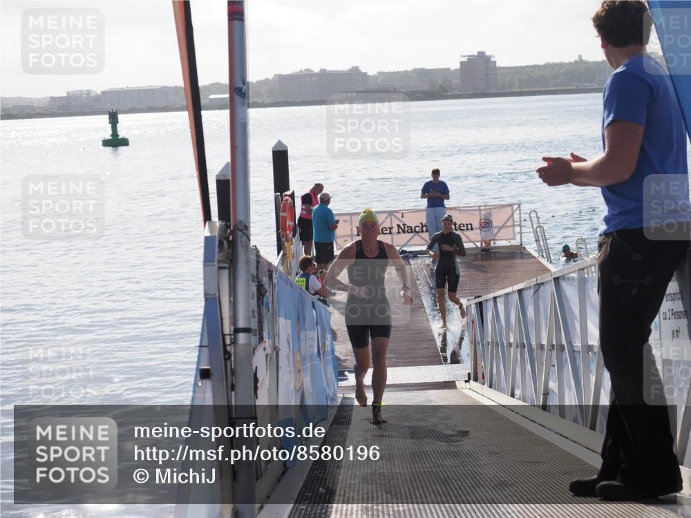 17.08.2025 - KN Förde Triathlon 2025 MichiJ http://msf.ph/oto/8580196 17.08.2025 09:18:10 Schwimmen 175, 182, 189, 189, 254 meine-sportfotos.de
