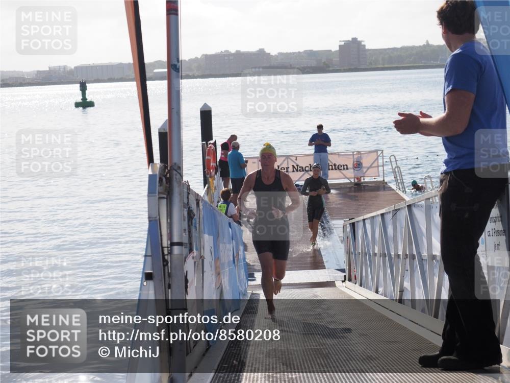 17.08.2025 - KN Förde Triathlon 2025 MichiJ http://msf.ph/oto/8580208 17.08.2025 09:18:10 Schwimmen 175, 182, 189, 189, 254 meine-sportfotos.de