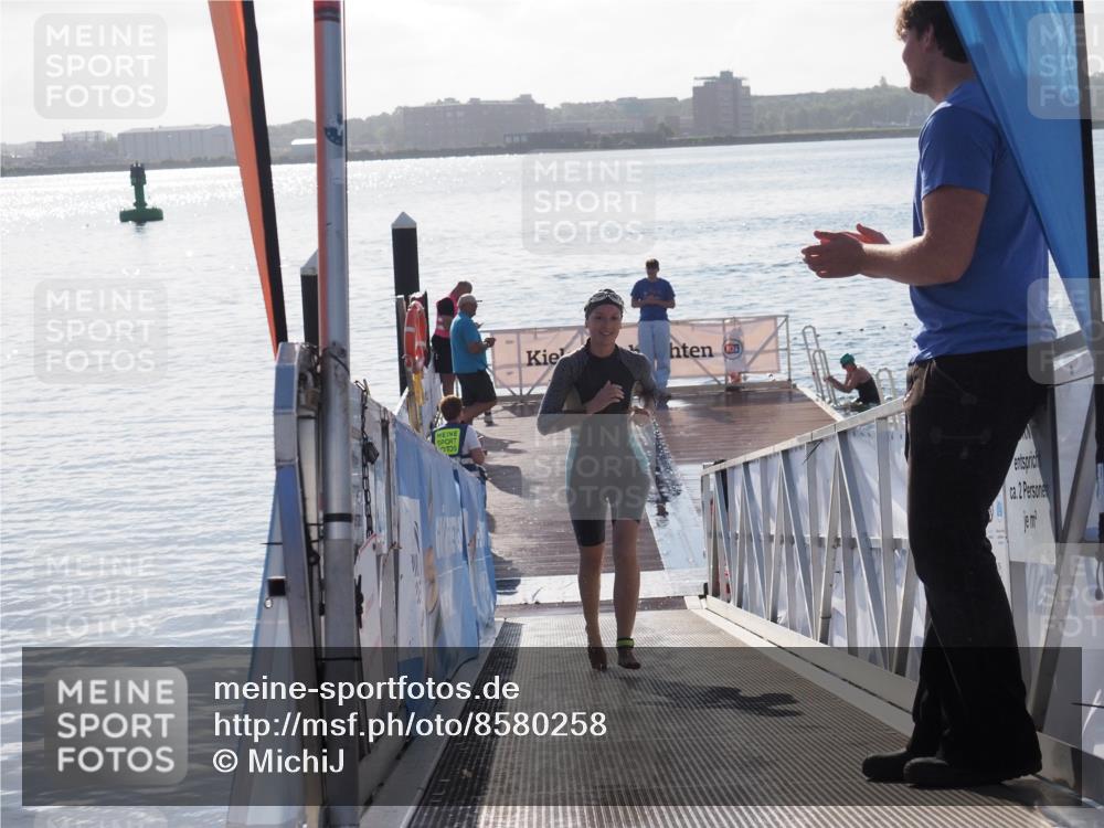 17.08.2025 - KN Förde Triathlon 2025 MichiJ http://msf.ph/oto/8580258 17.08.2025 09:18:14 Schwimmen 175, 189, 254, 174, 185, 254 meine-sportfotos.de