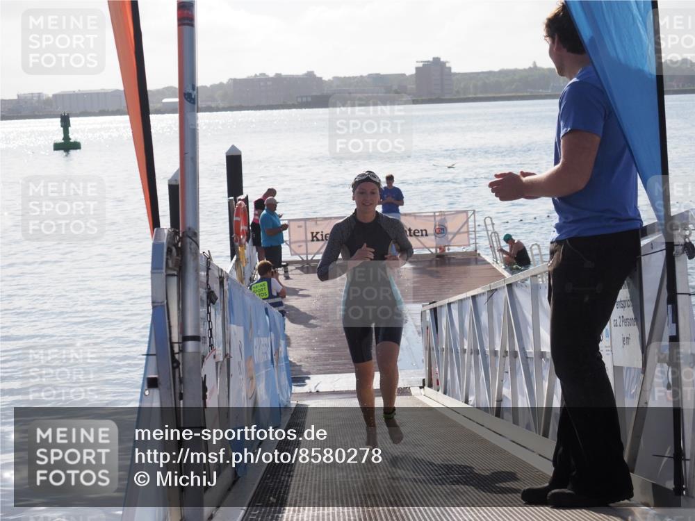 17.08.2025 - KN Förde Triathlon 2025 MichiJ http://msf.ph/oto/8580278 17.08.2025 09:18:15 Schwimmen 175, 189, 254, 174, 185, 254 meine-sportfotos.de
