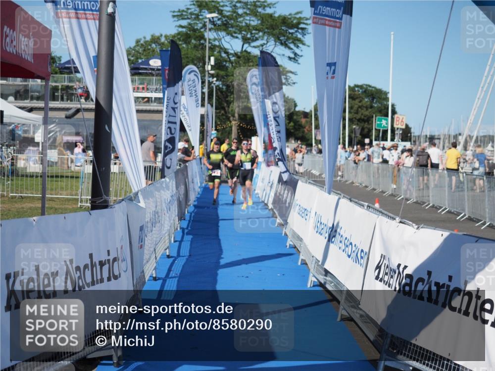 17.08.2025 - KN Förde Triathlon 2025 MichiJ http://msf.ph/oto/8580290 17.08.2025 16:23:10 Laufen  meine-sportfotos.de