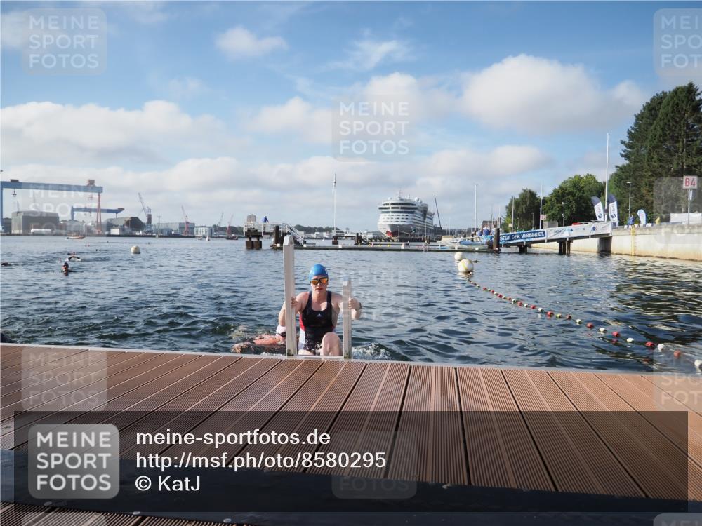 17.08.2025 - KN Förde Triathlon 2025 KatJ http://msf.ph/oto/8580295 17.08.2025 09:22:20 Schwimmen 111, 208, 221, 235, 111, 208, 213, 224 meine-sportfotos.de