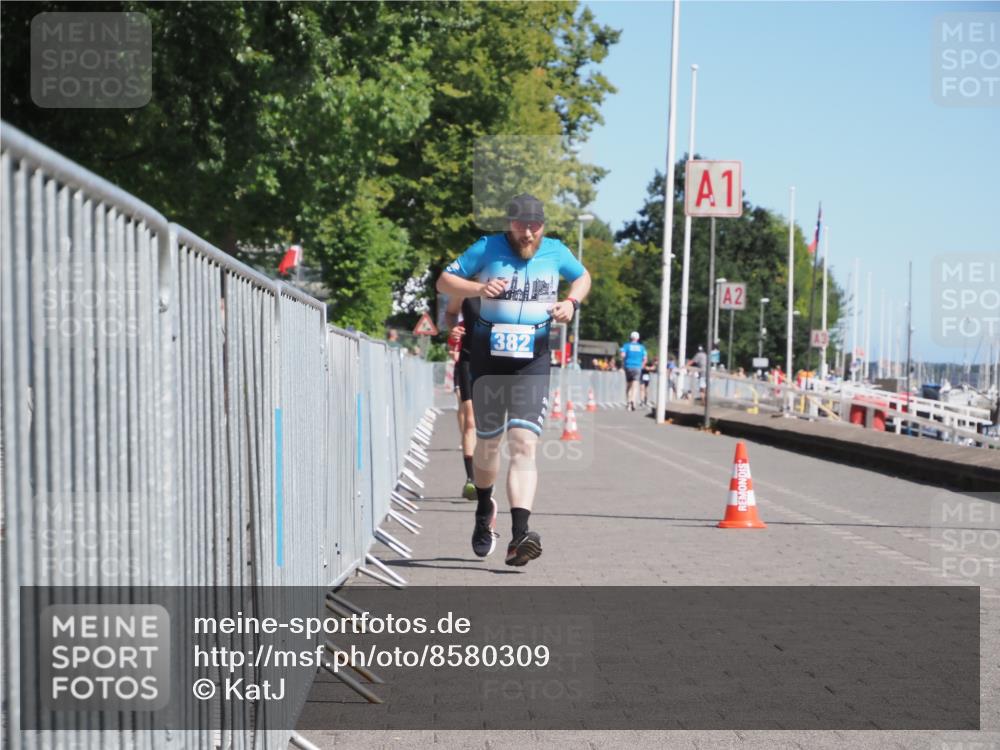 17.08.2025 - KN Förde Triathlon 2025 KatJ http://msf.ph/oto/8580309 17.08.2025 12:17:59 Laufen 368, 382 meine-sportfotos.de