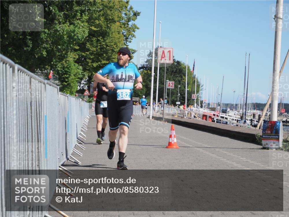 17.08.2025 - KN Förde Triathlon 2025 KatJ http://msf.ph/oto/8580323 17.08.2025 12:18:00 Laufen 368, 382 meine-sportfotos.de