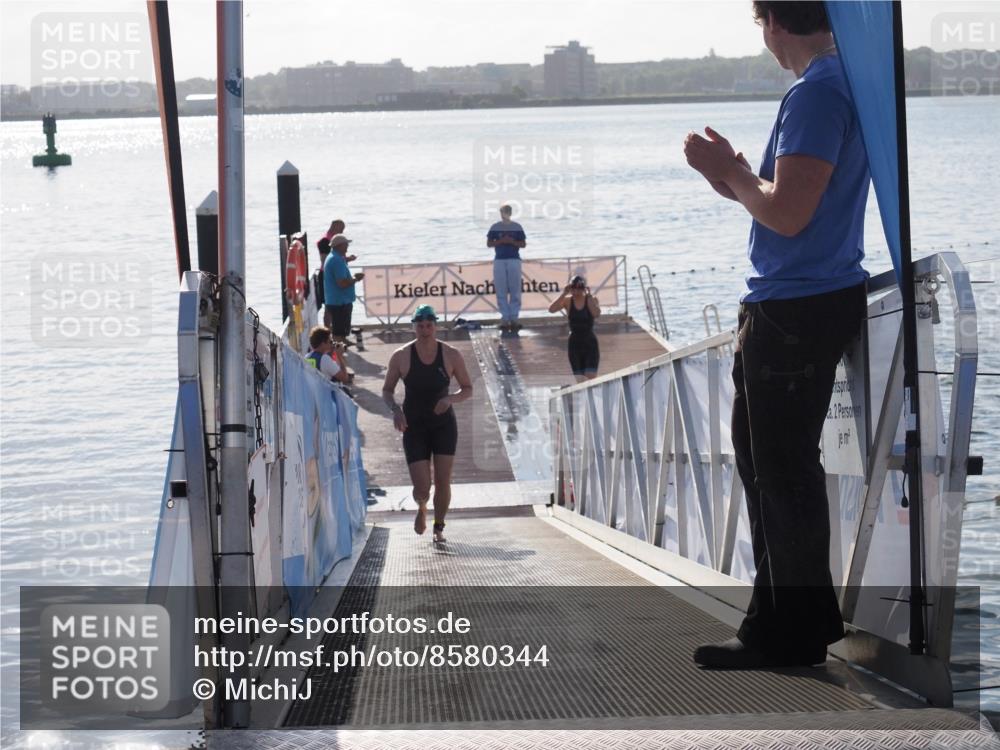 17.08.2025 - KN Förde Triathlon 2025 MichiJ http://msf.ph/oto/8580344 17.08.2025 09:18:26 Schwimmen 185, 254, 174, 185, 192 meine-sportfotos.de