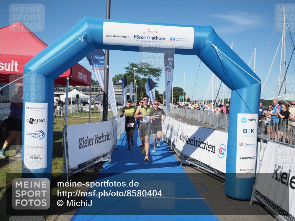 17.08.2025 - KN Förde Triathlon 2025 MichiJ http://msf.ph/oto/8580404 17.08.2025 16:23:15 Laufen 14 meine-sportfotos.de