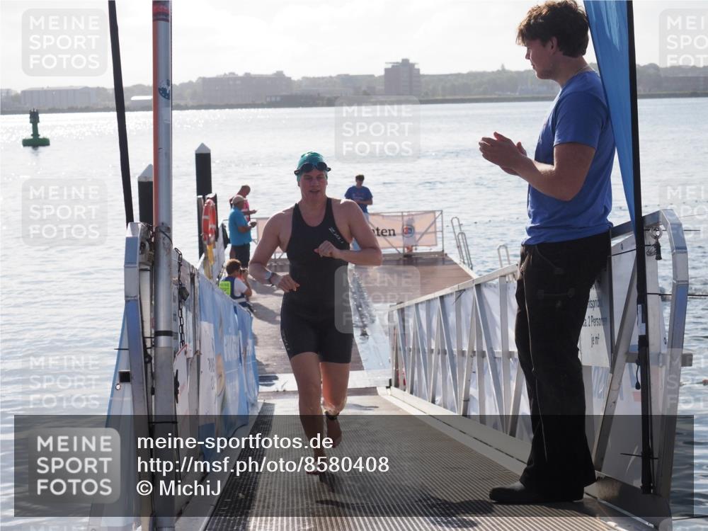 17.08.2025 - KN Förde Triathlon 2025 MichiJ http://msf.ph/oto/8580408 17.08.2025 09:18:28 Schwimmen 174, 185, 174, 185, 192, 250 meine-sportfotos.de