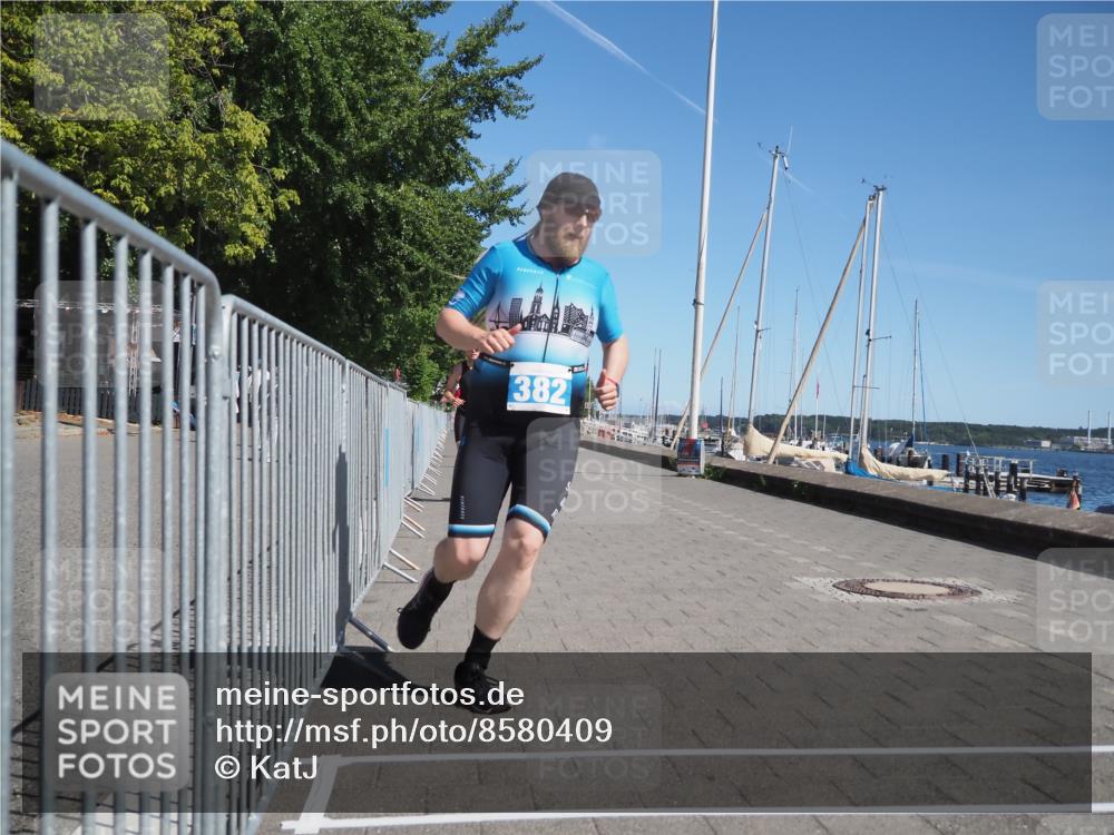 17.08.2025 - KN Förde Triathlon 2025 KatJ http://msf.ph/oto/8580409 17.08.2025 12:18:03 Laufen 368, 382, 621 meine-sportfotos.de