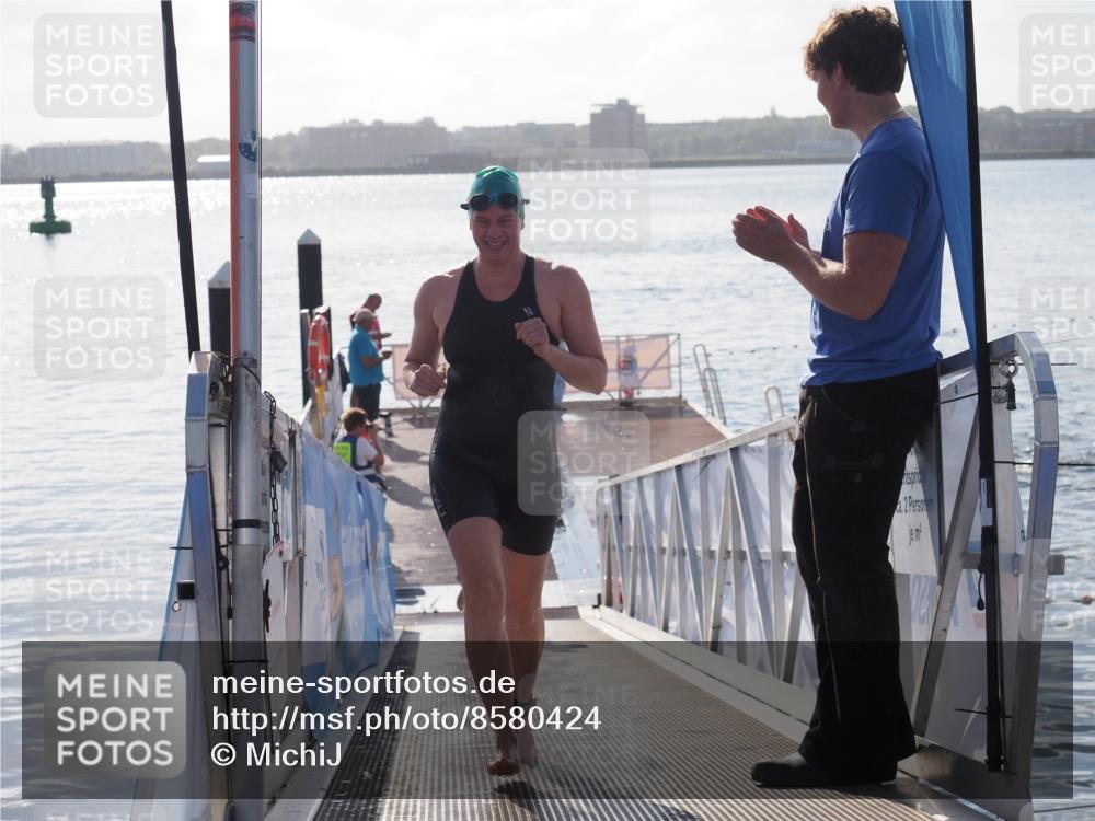 17.08.2025 - KN Förde Triathlon 2025 MichiJ http://msf.ph/oto/8580424 17.08.2025 09:18:29 Schwimmen 174, 185, 174, 185, 192, 250 meine-sportfotos.de